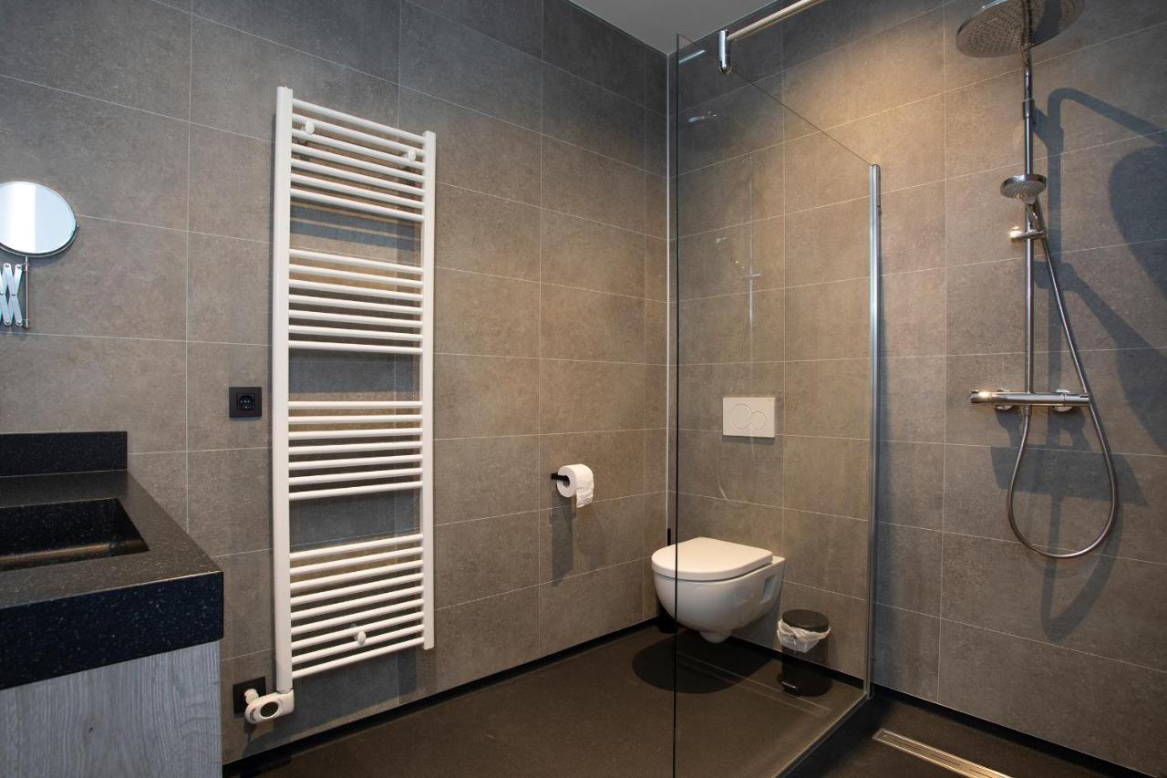 Hotel Толен Экстерьер фото