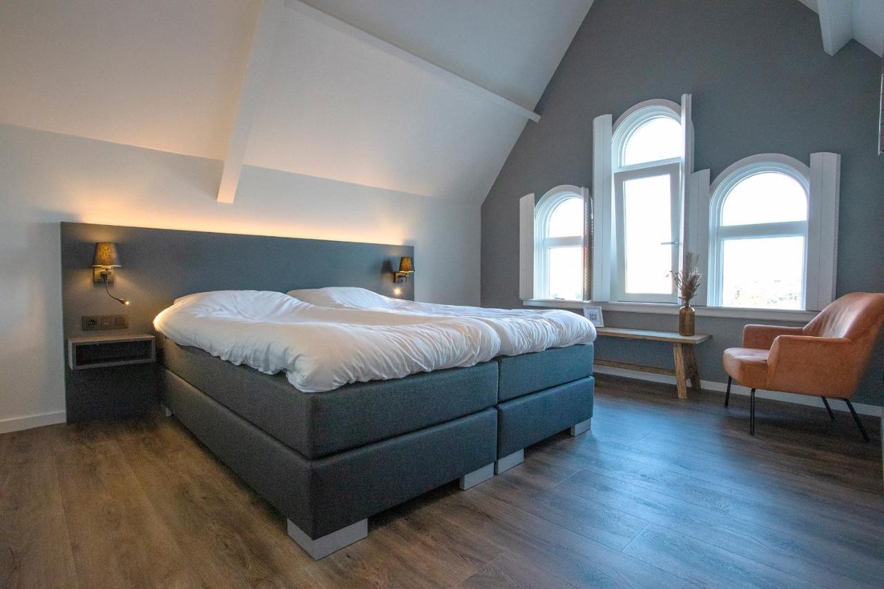 Hotel Толен Экстерьер фото